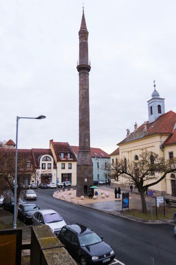 Palace Apartman - Minaret, Eger Exterior photo